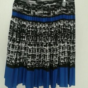 Vince camuto skirt
